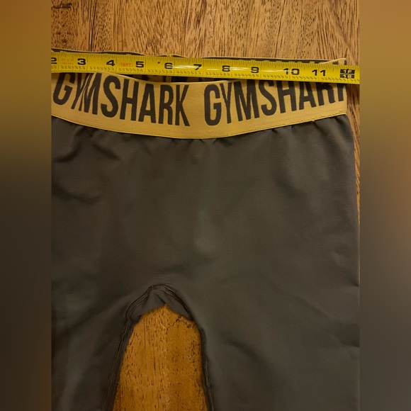Gymshark Gray Leggings with Gold Waistband - Picture 6 of 6